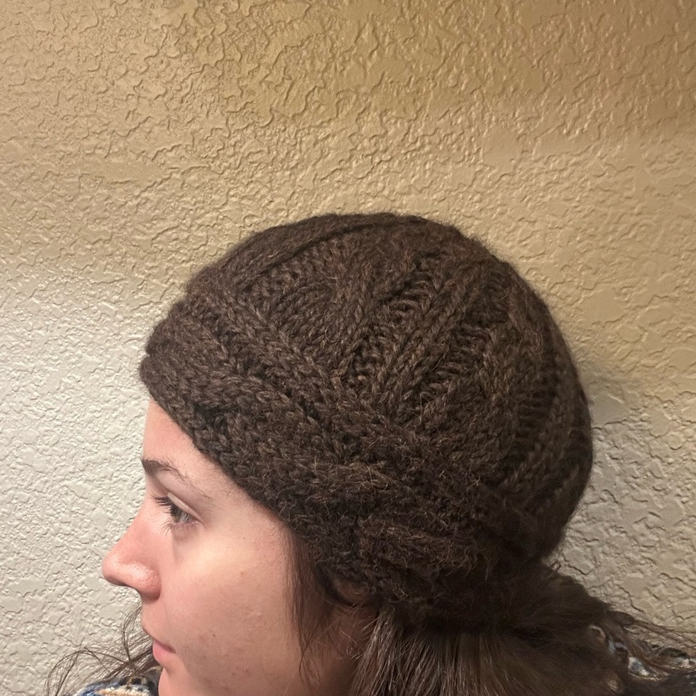 Chocolate Brown Cabled Hat - handmade out of baby alpaca yarn - Picture 3 of 4